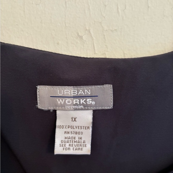 Urban Works camisole/tank top dark grey sleeveless 100% polyester size 1X - Picture 3 of 3